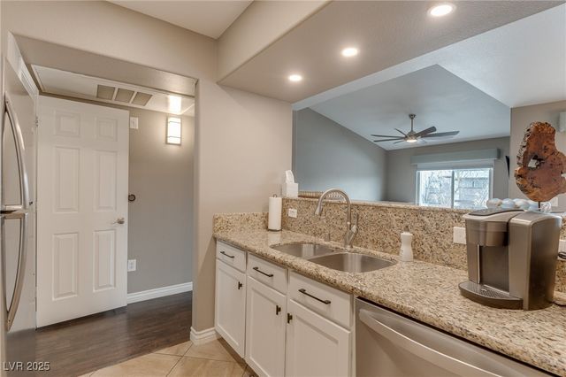 7255 West Sunset Road 2155, Las Vegas, NV 89113