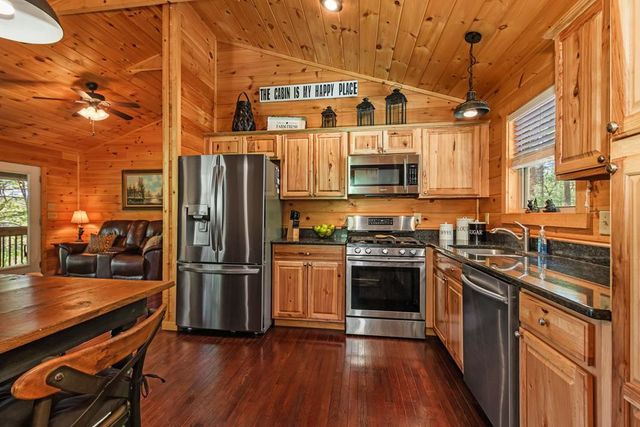 245 Fern Way, Murphy, NC 28906