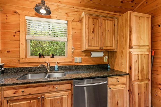 245 Fern Way, Murphy, NC 28906