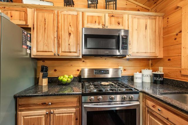 245 Fern Way, Murphy, NC 28906