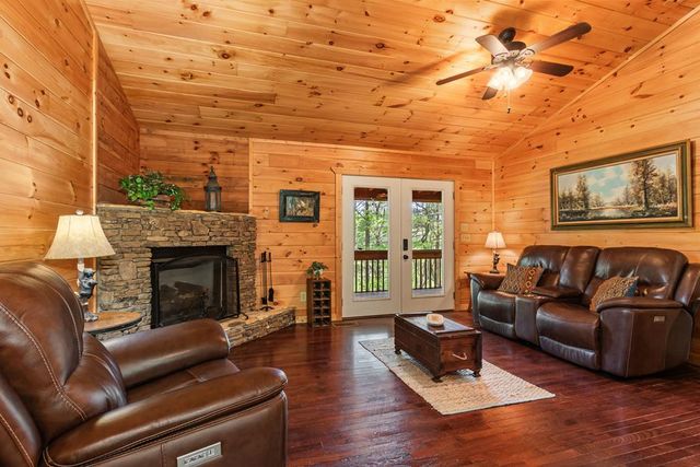 245 Fern Way, Murphy, NC 28906