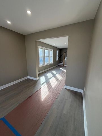 10426 S Calhoun Avenue, Chicago, IL 60617
