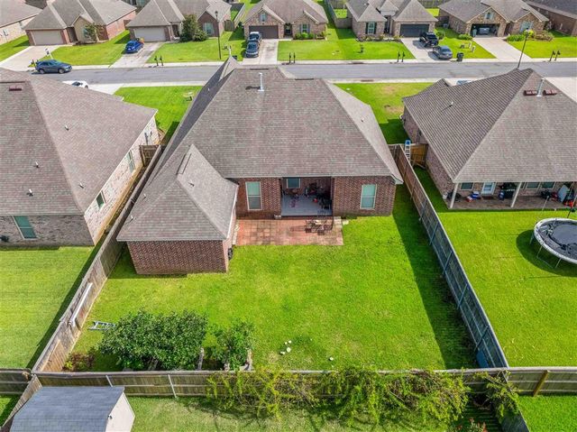 1927 Calvin Court, Lake Charles, LA 70607