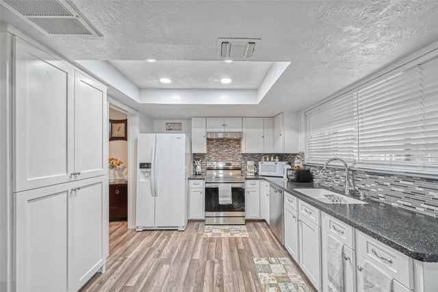 11618 Corona Lane, Houston, TX 77072