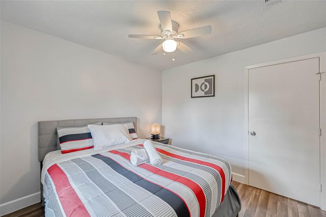 11618 Corona Lane, Houston, TX 77072