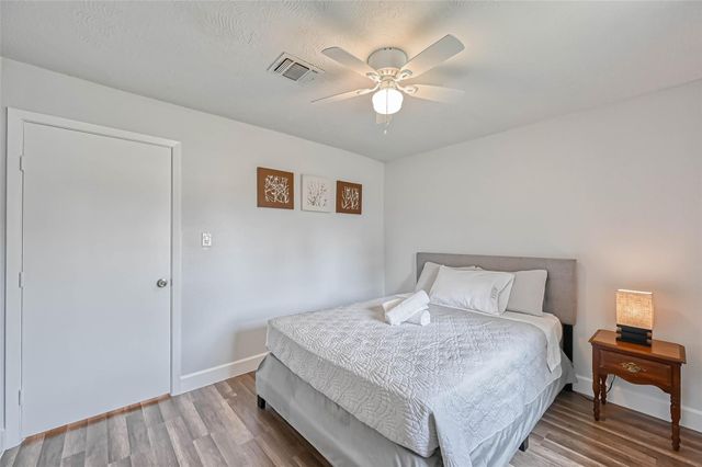 11618 Corona Lane, Houston, TX 77072