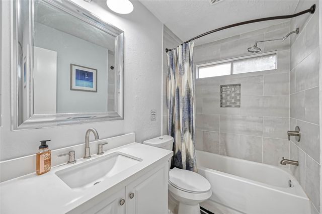 11618 Corona Lane, Houston, TX 77072