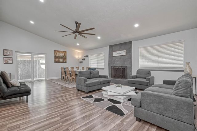 11618 Corona Lane, Houston, TX 77072