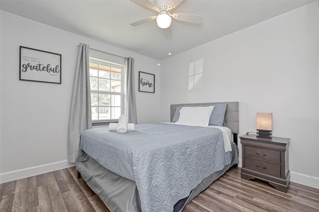 11618 Corona Lane, Houston, TX 77072