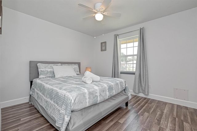 11618 Corona Lane, Houston, TX 77072