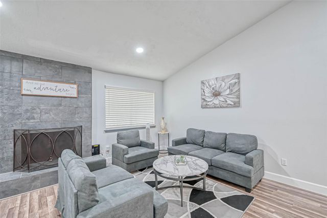 11618 Corona Lane, Houston, TX 77072