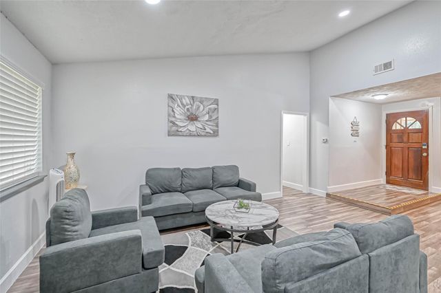 11618 Corona Lane, Houston, TX 77072