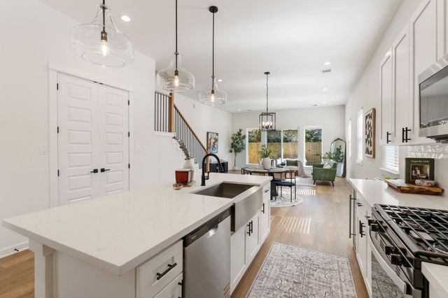 1215 Sampson Street, Houston, TX 77003