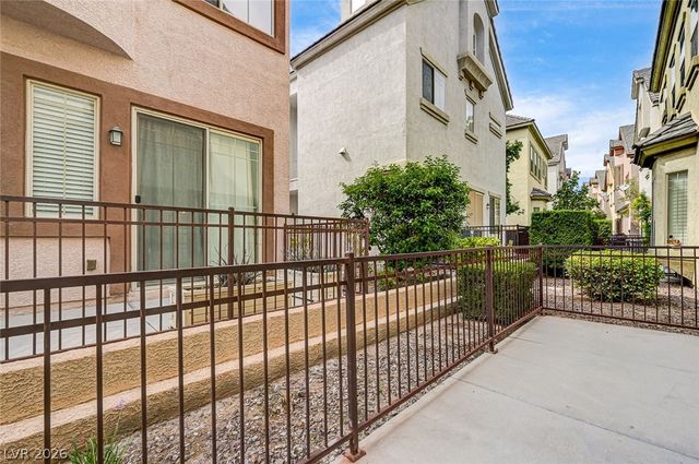 9205 Whitekirk Place, Las Vegas, NV 89145