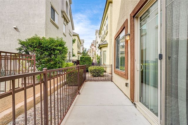 9205 Whitekirk Place, Las Vegas, NV 89145