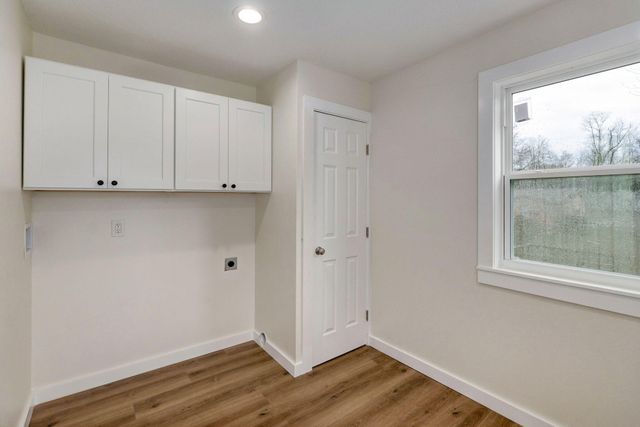 816 W Ildereen Street, Springfield, MO 65807