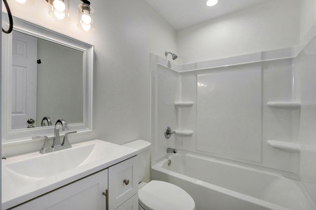 816 W Ildereen Street, Springfield, MO 65807