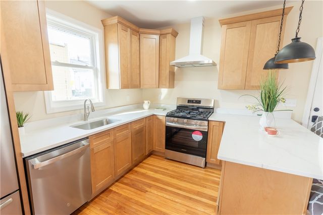 30 Oneil Street, Providence, RI 02904