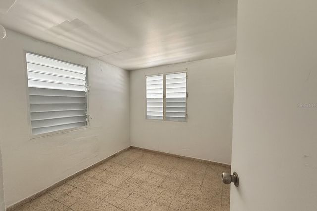 G4 7TH ST., CASTELLANA GARDENS DEV., Carolina, PR 00983