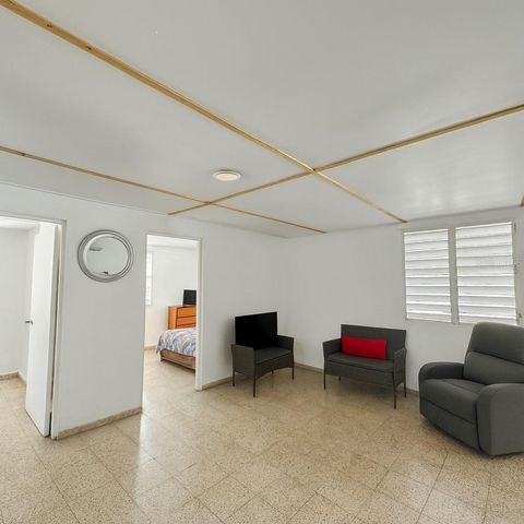 G4 7TH ST., CASTELLANA GARDENS DEV., Carolina, PR 00983
