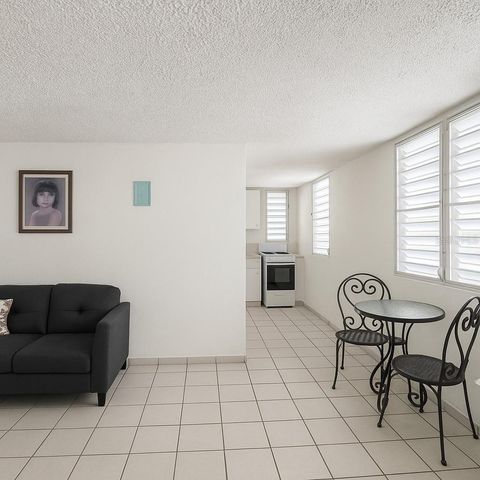 G4 7TH ST., CASTELLANA GARDENS DEV., Carolina, PR 00983