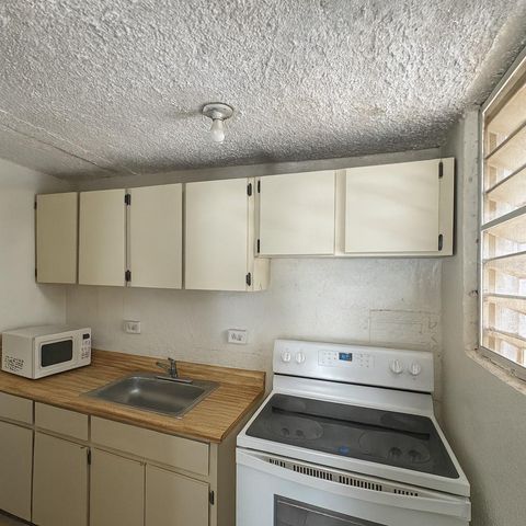 G4 7TH ST., CASTELLANA GARDENS DEV., Carolina, PR 00983