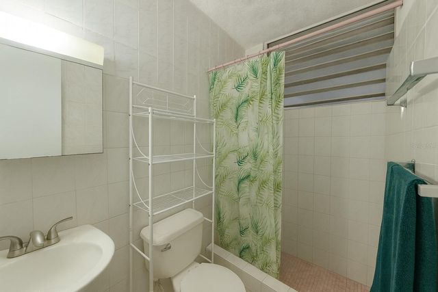 G4 7TH ST., CASTELLANA GARDENS DEV., Carolina, PR 00983
