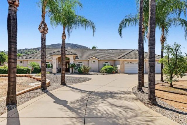 11690 Minneola Circle, Valley Center, CA 92082