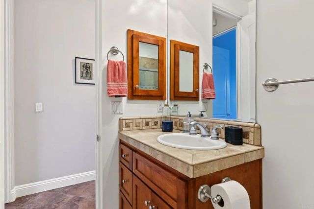 11690 Minneola Circle, Valley Center, CA 92082