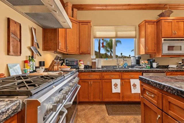 11690 Minneola Circle, Valley Center, CA 92082
