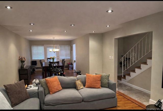 111 Woodland Hills Road, White Plains, NY 10603