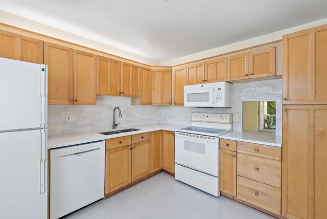 717 S Us Highway 1 108, Jupiter, FL 33477