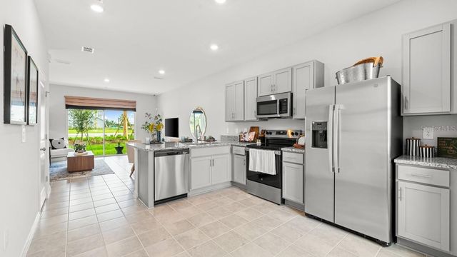 2898 SKYLINE LOOP, Kissimmee, FL 34758