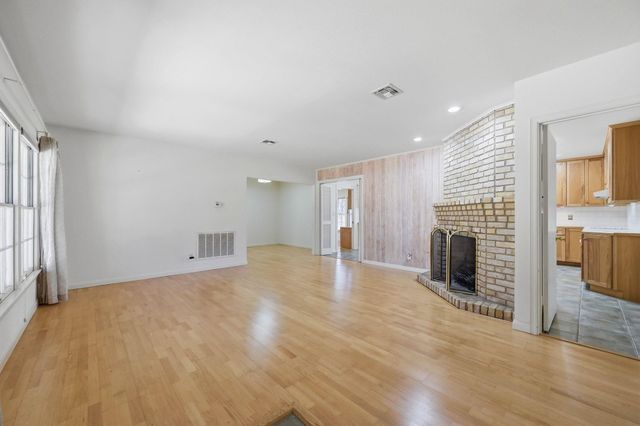 405 Ridgewood RD, Austin, TX 78746