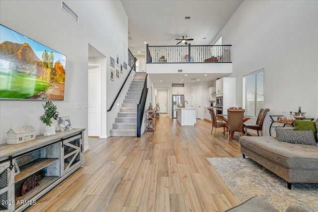 19892 W BADGETT Lane, Litchfield Park, AZ 85340