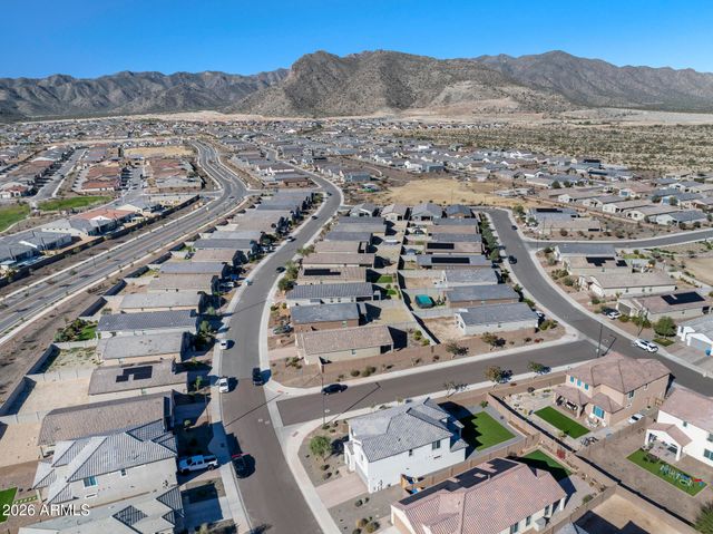 19892 W BADGETT Lane, Litchfield Park, AZ 85340