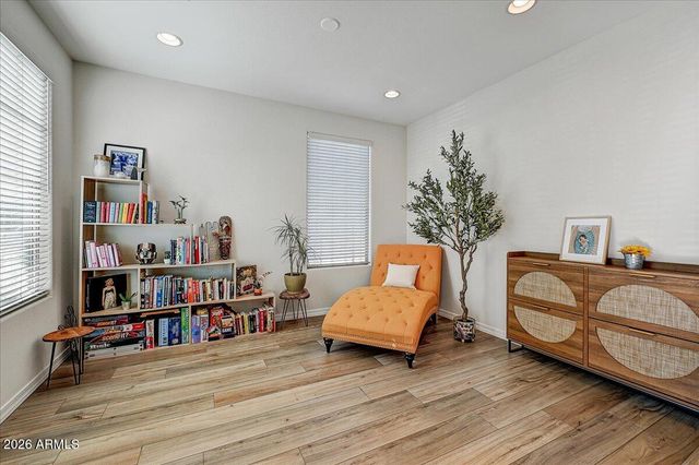 19892 W BADGETT Lane, Litchfield Park, AZ 85340