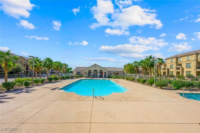 4533 Townwall Street, Las Vegas, NV 89115