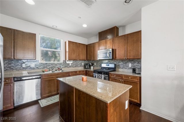 4533 Townwall Street, Las Vegas, NV 89115