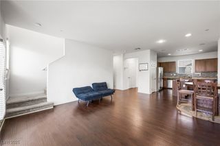 4533 Townwall Street, Las Vegas, NV 89115