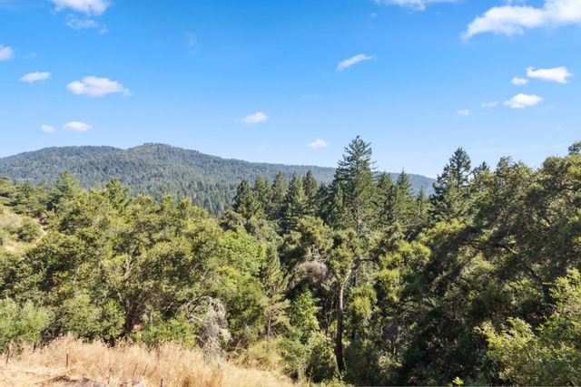 520 Laguna Creek, Los Gatos, CA 95033
