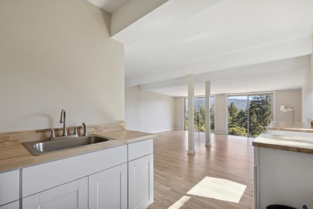 520 Laguna Creek, Los Gatos, CA 95033