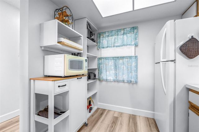 6077 113TH STREET 621, Seminole, FL 33772