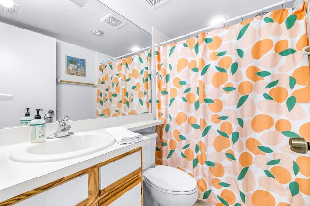 6077 113TH STREET 621, Seminole, FL 33772