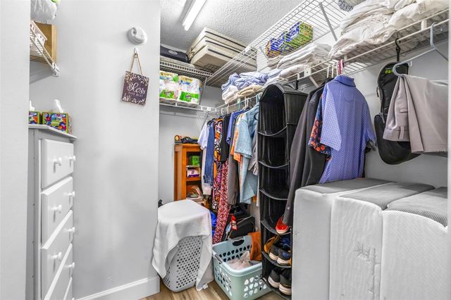 6077 113TH STREET 621, Seminole, FL 33772