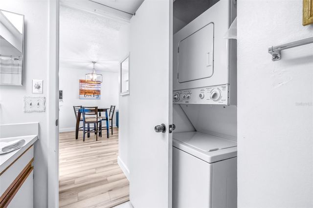 6077 113TH STREET 621, Seminole, FL 33772