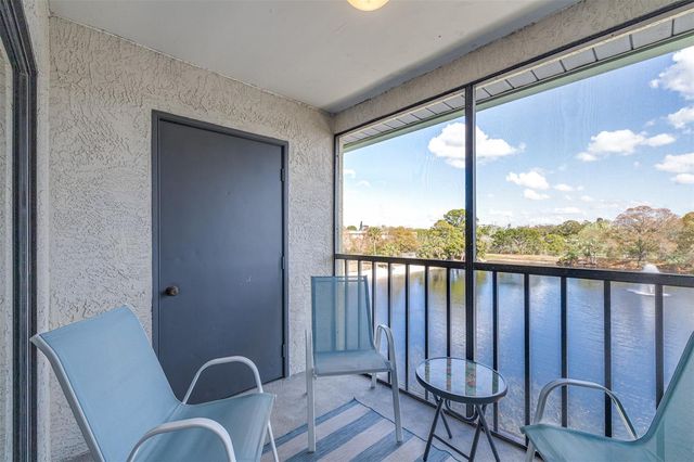 6077 113TH STREET 621, Seminole, FL 33772