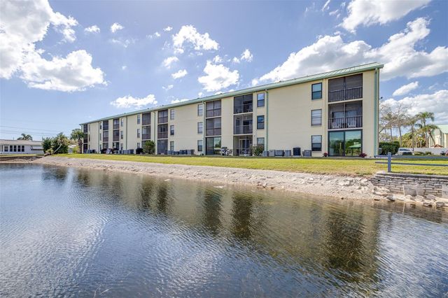 6077 113TH STREET 621, Seminole, FL 33772