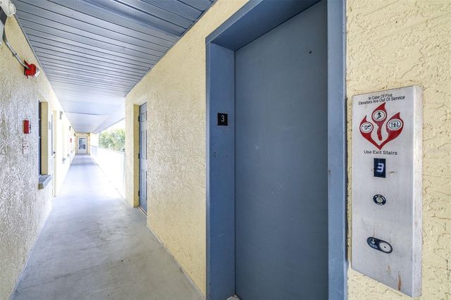 6077 113TH STREET 621, Seminole, FL 33772