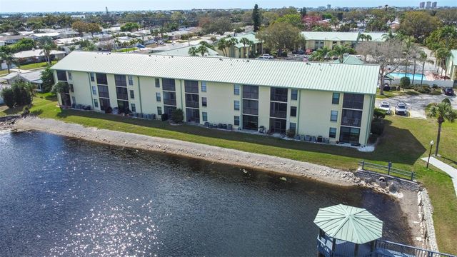 6077 113TH STREET 621, Seminole, FL 33772